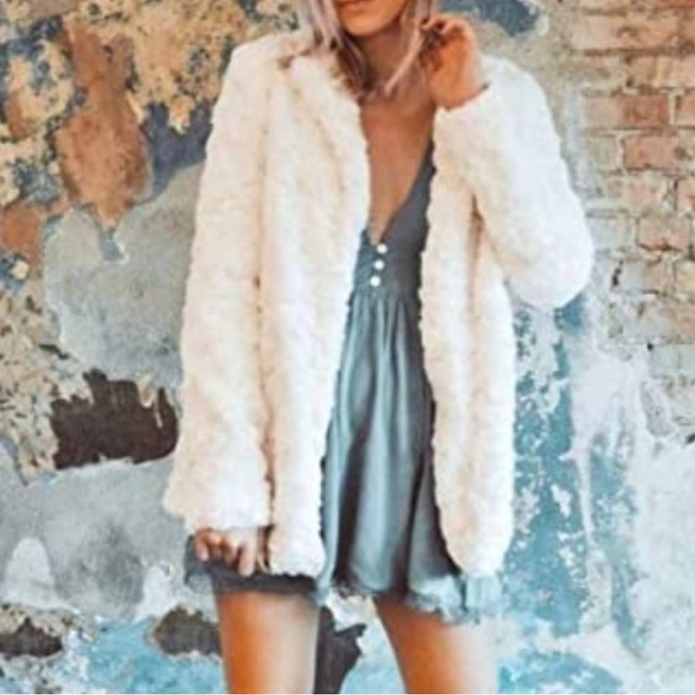 Sadie & Sage Cream Teddy Jacket, Small/ Medium
